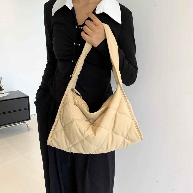 Women's Medium All Seasons Nylon Solid Color Basic Square Zipper Shoulder Bag Underarm Bag