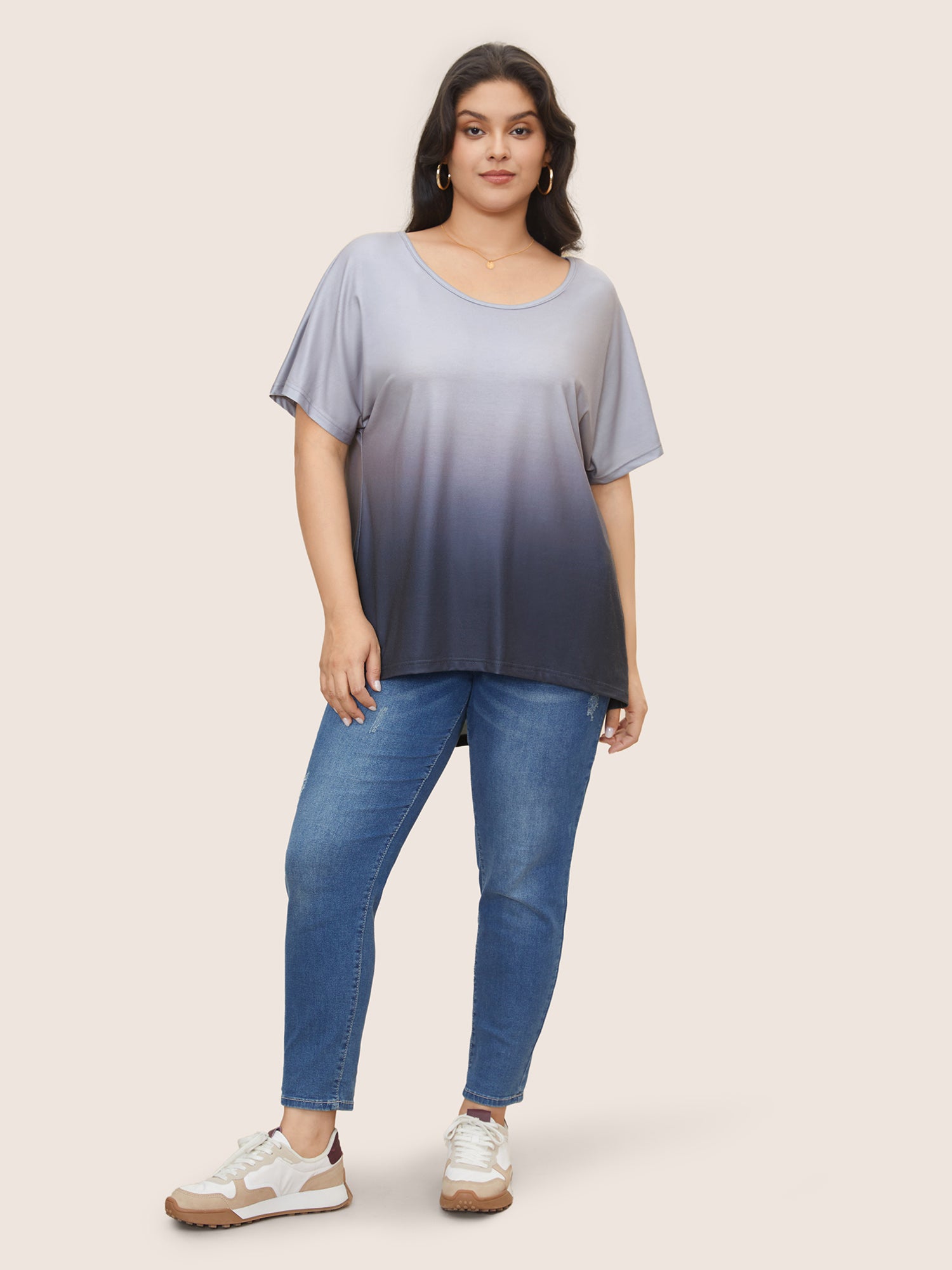 Ombre Round Neck Batwing Sleeve T-shirt