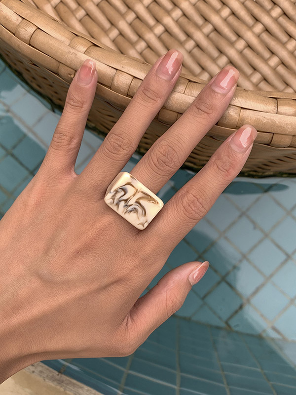 Stylish Resin 8 Colors Geometric Ring