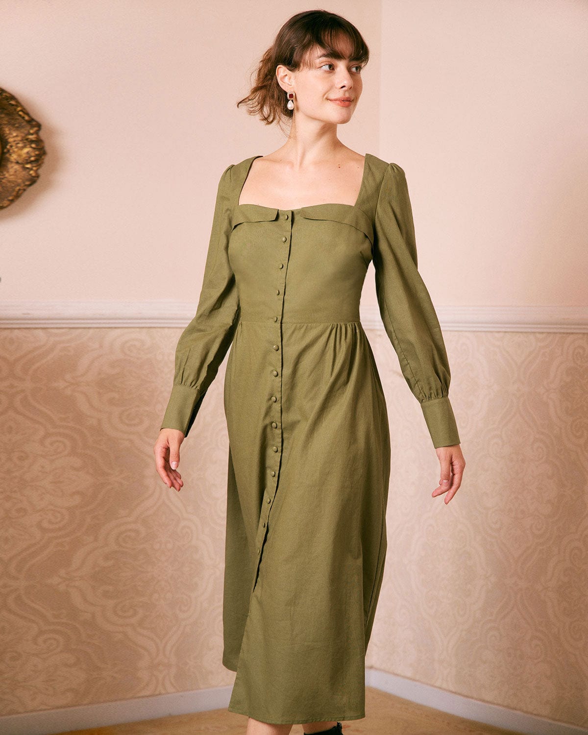 The Green Sweetheart Neck Button Midi Dress