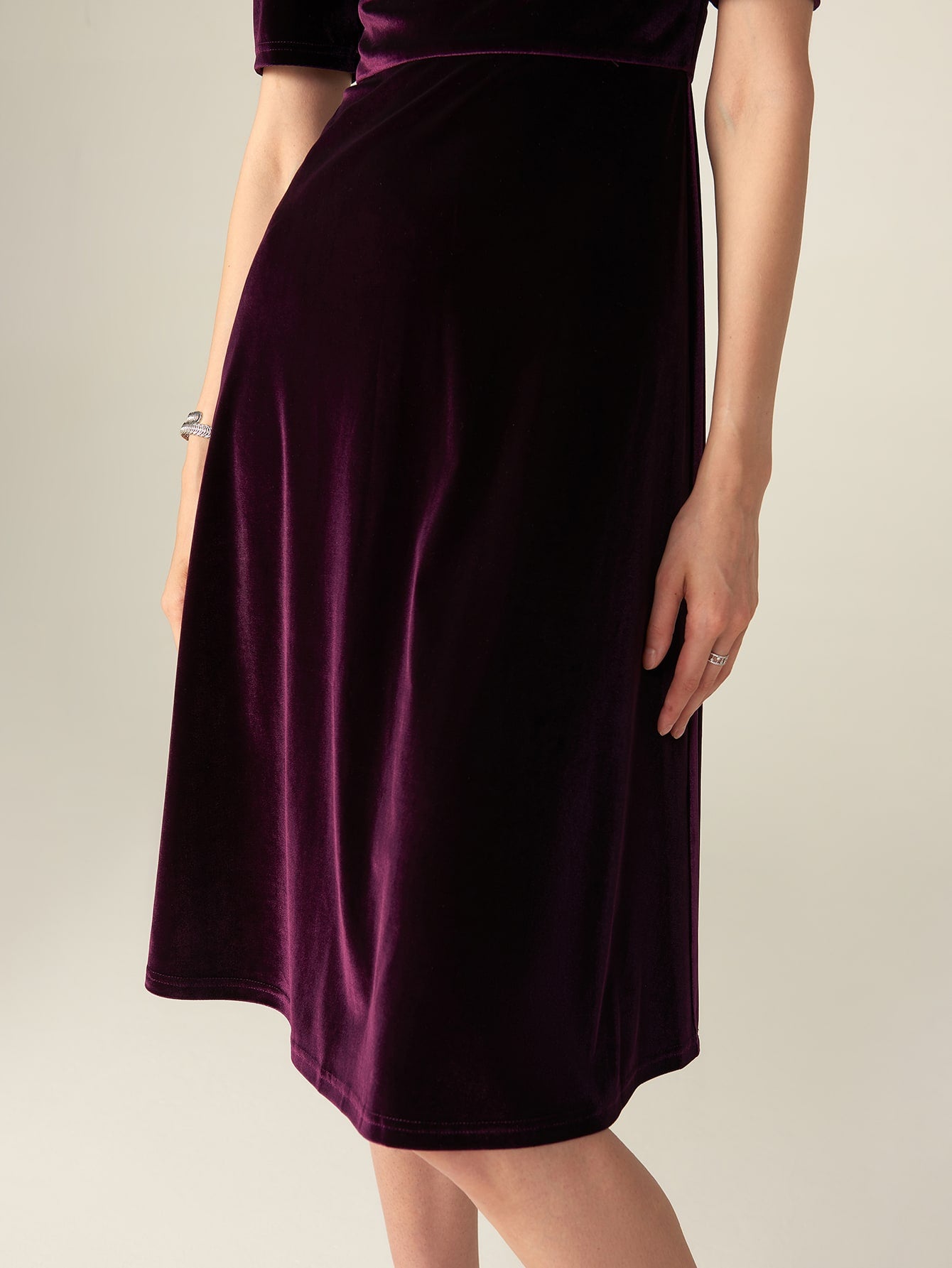 PREMIUM VELVET PUFF SLEEVE WRAP DRESS( Clearance sale