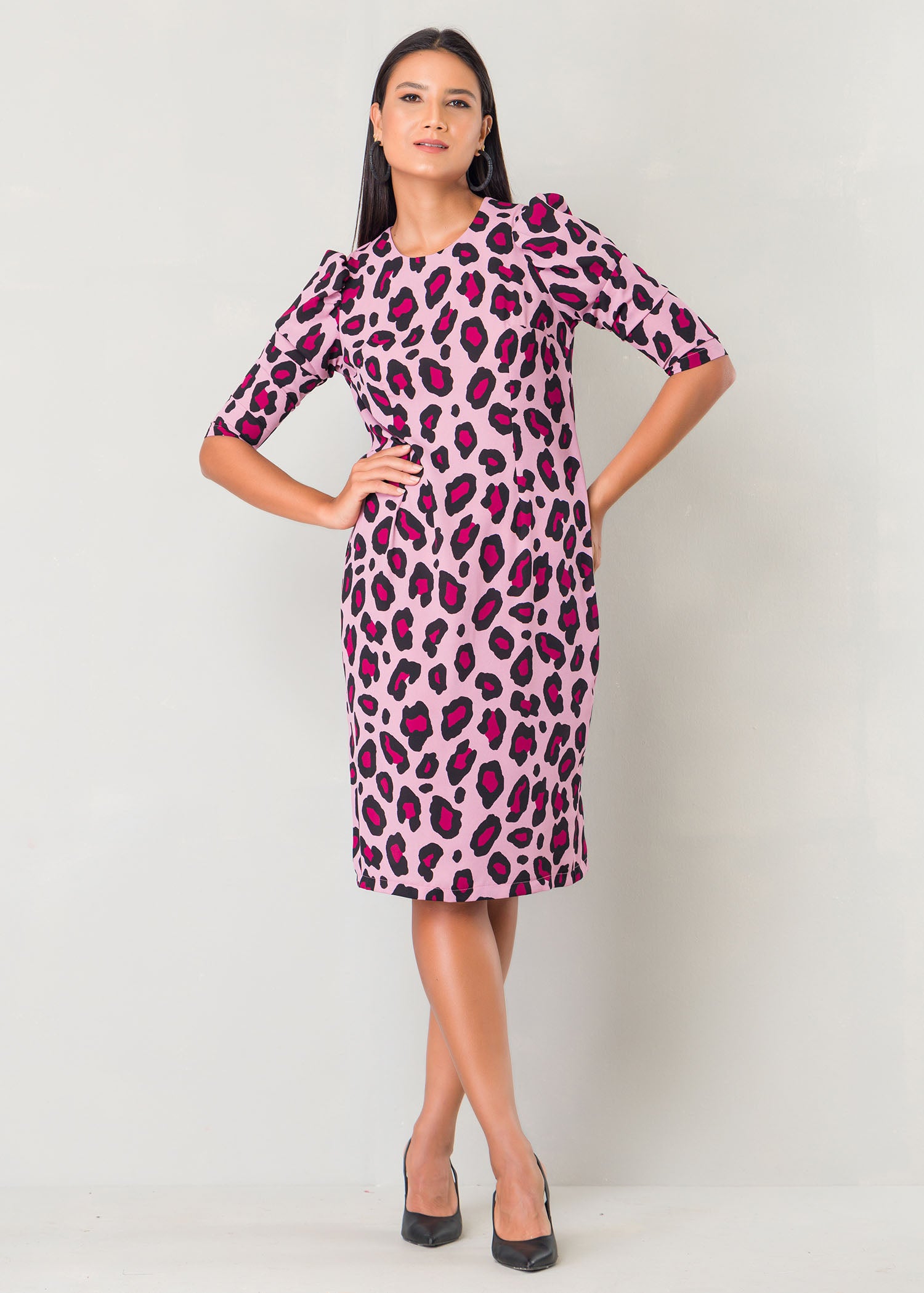 Animal print dress with leg of mutton sleeve