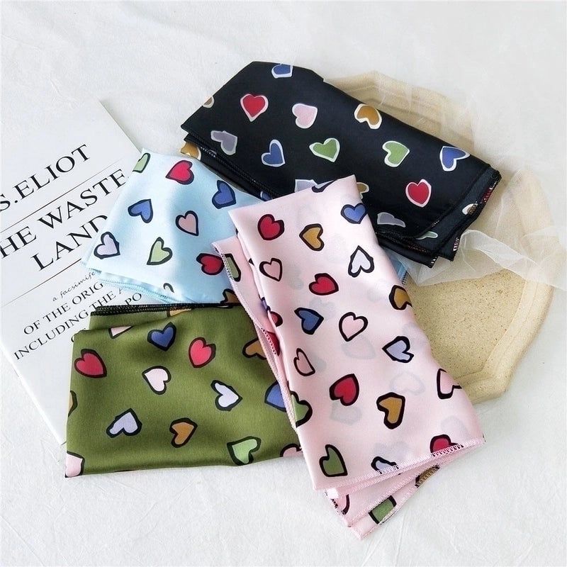 Women's Sweet Polka Dots Heart Shape Polyester Printing Silk Scarves