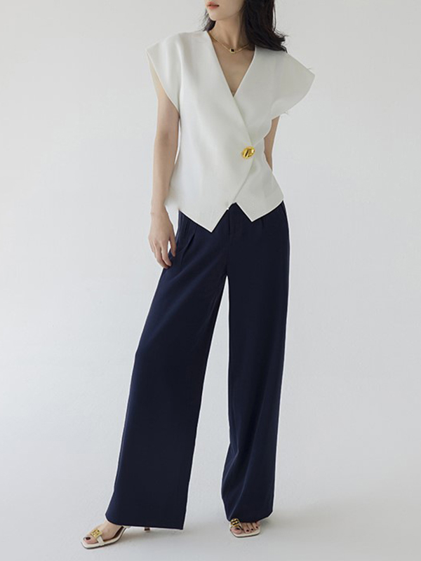 Sleeveless Asymmetric Buttoned V-Neck Vest Top