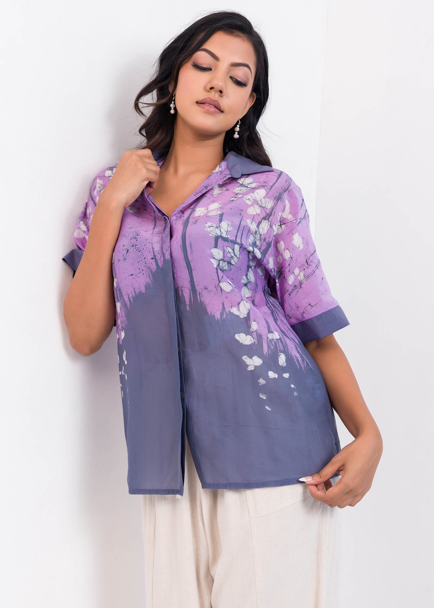 Floral detailed batik shirt