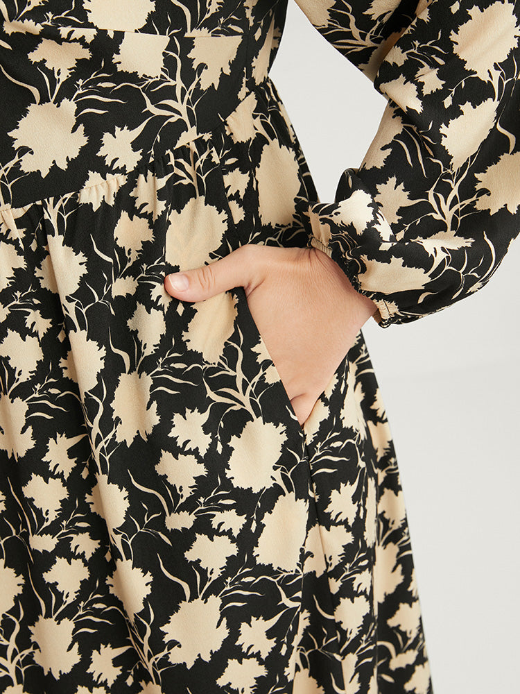 Floral Lantern Sleeve Pocket V Neck Midi Dress
