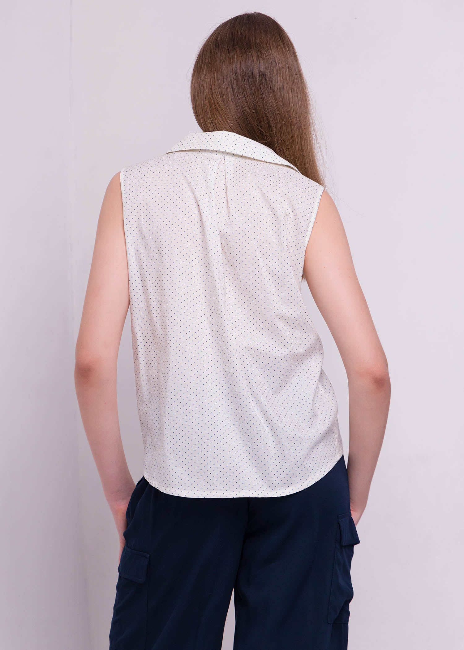 Sleeveless Cuban Collar Crop Shirt