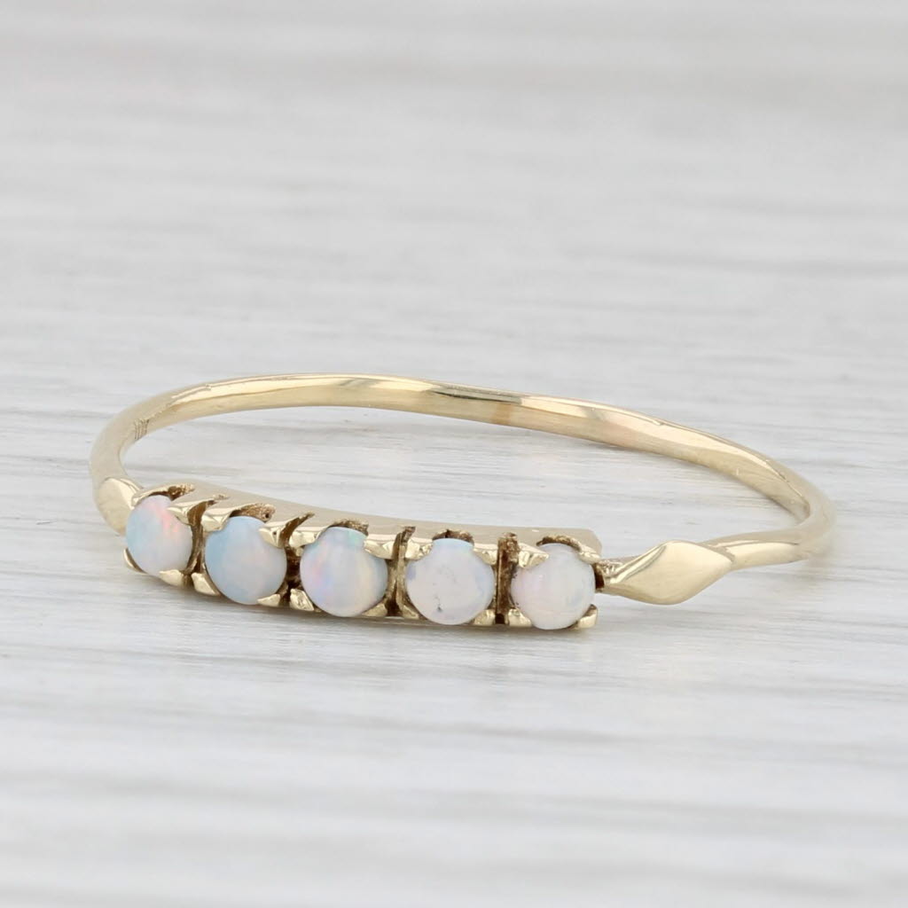 Vintage Opal Ring 10k Yellow Gold Size 9.75 Stackable