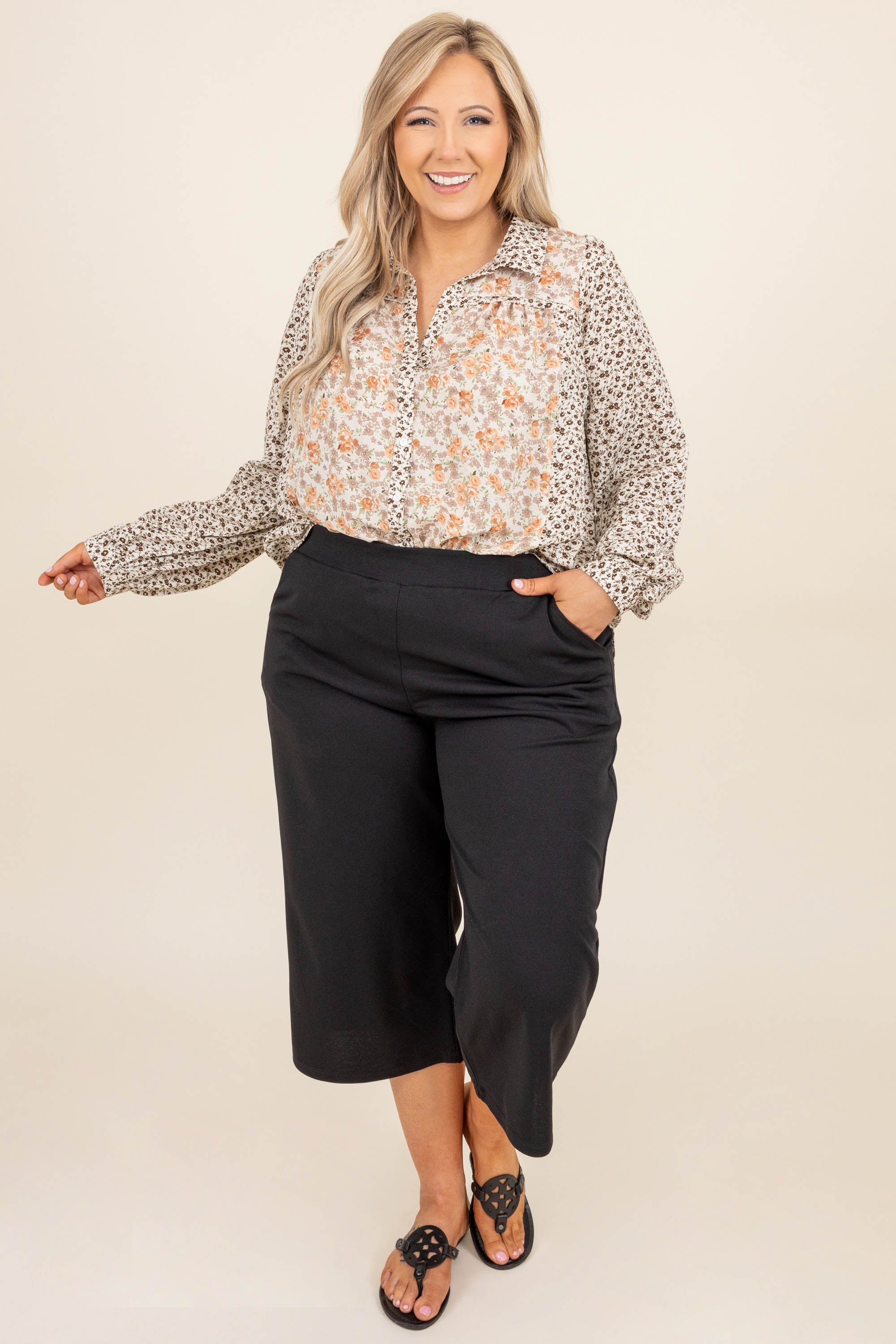 Vacay Time Top. Natural Mix