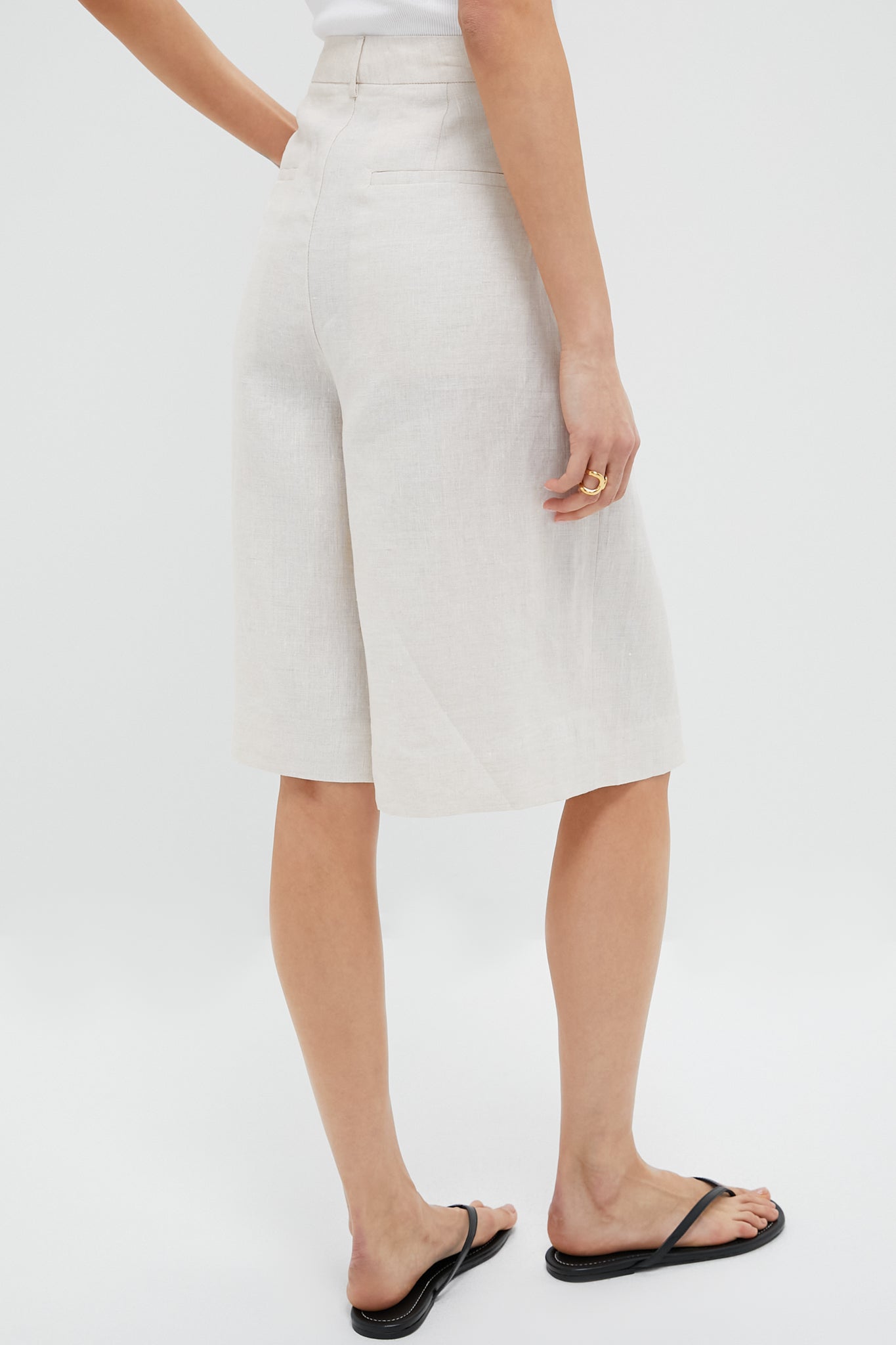 Natural Cruz Linen Short