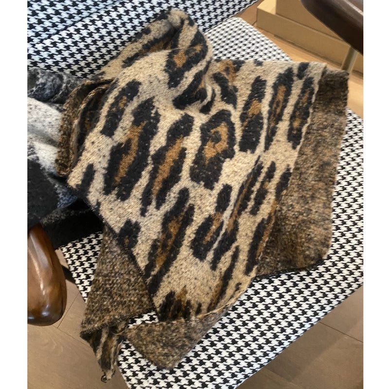 Women's Retro Leopard Polyester Scarf
