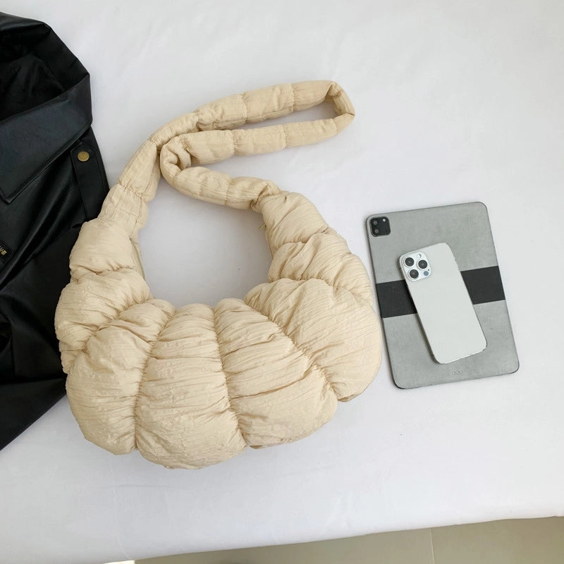 Women's Medium Nylon Solid Color Streetwear Zipper Cloud Shape Bag