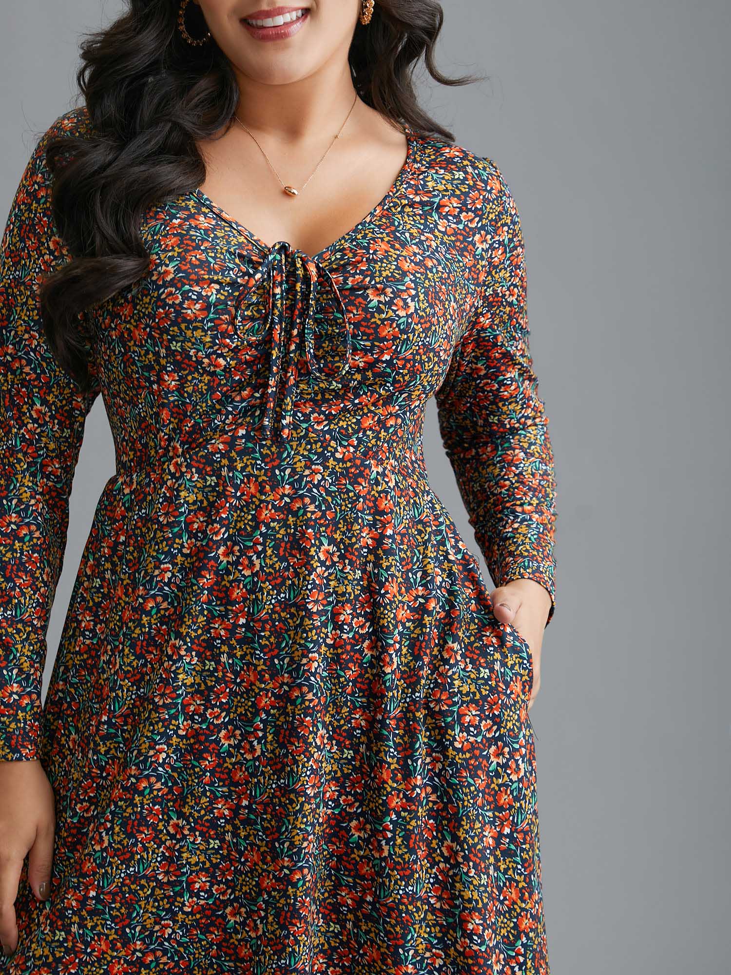 Ditsy Floral Drawstring Midi Dress