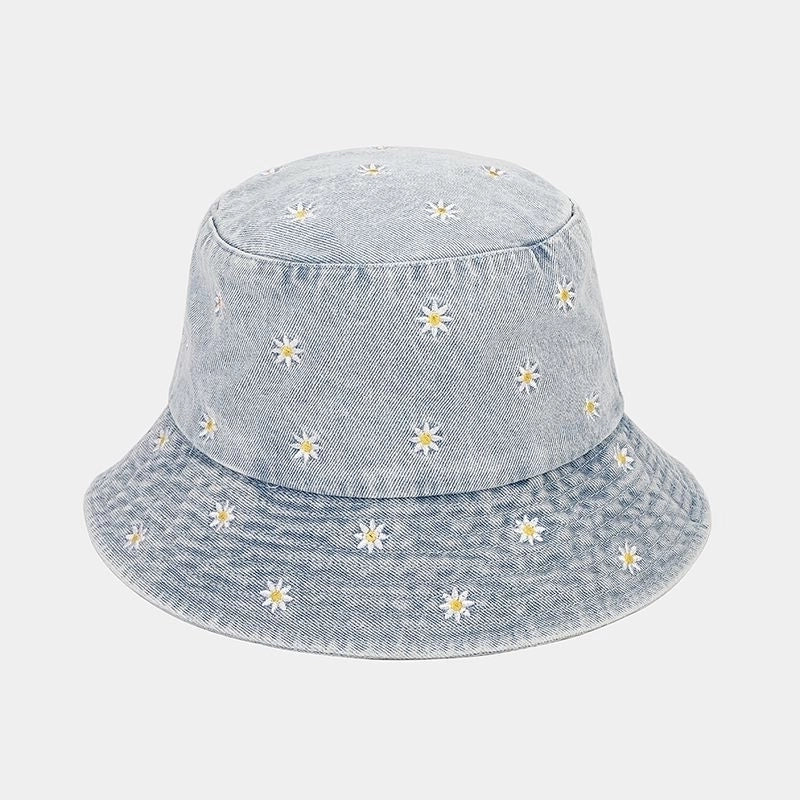 Women's Casual Minimalist Flower Embroidery Curved Eaves Bucket Hat