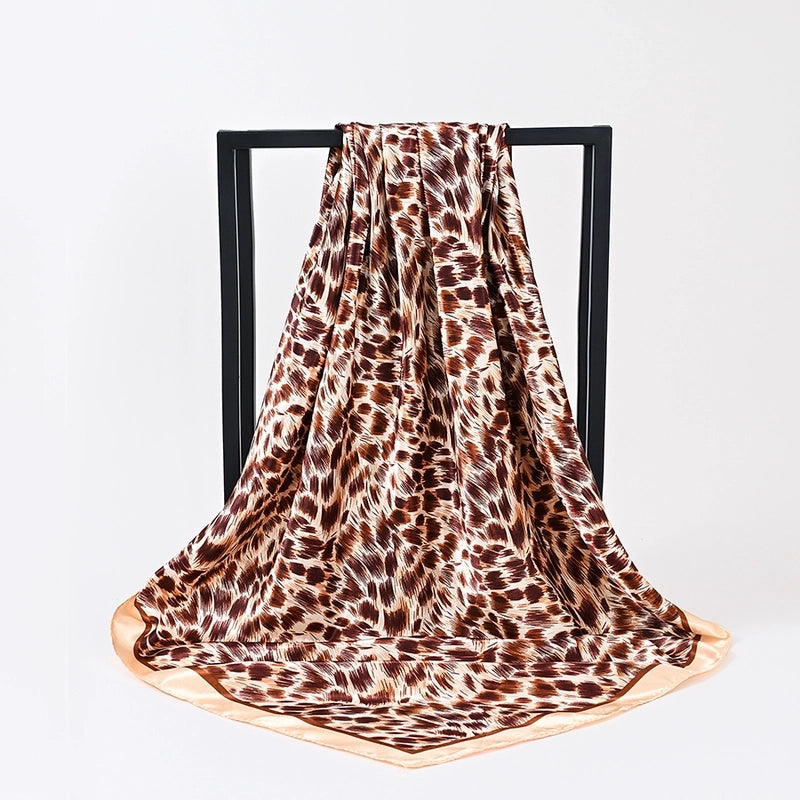 Women's Hip-Hop Minimalist Leopard Satin Printing And Dyeing Printing Silk Scarf