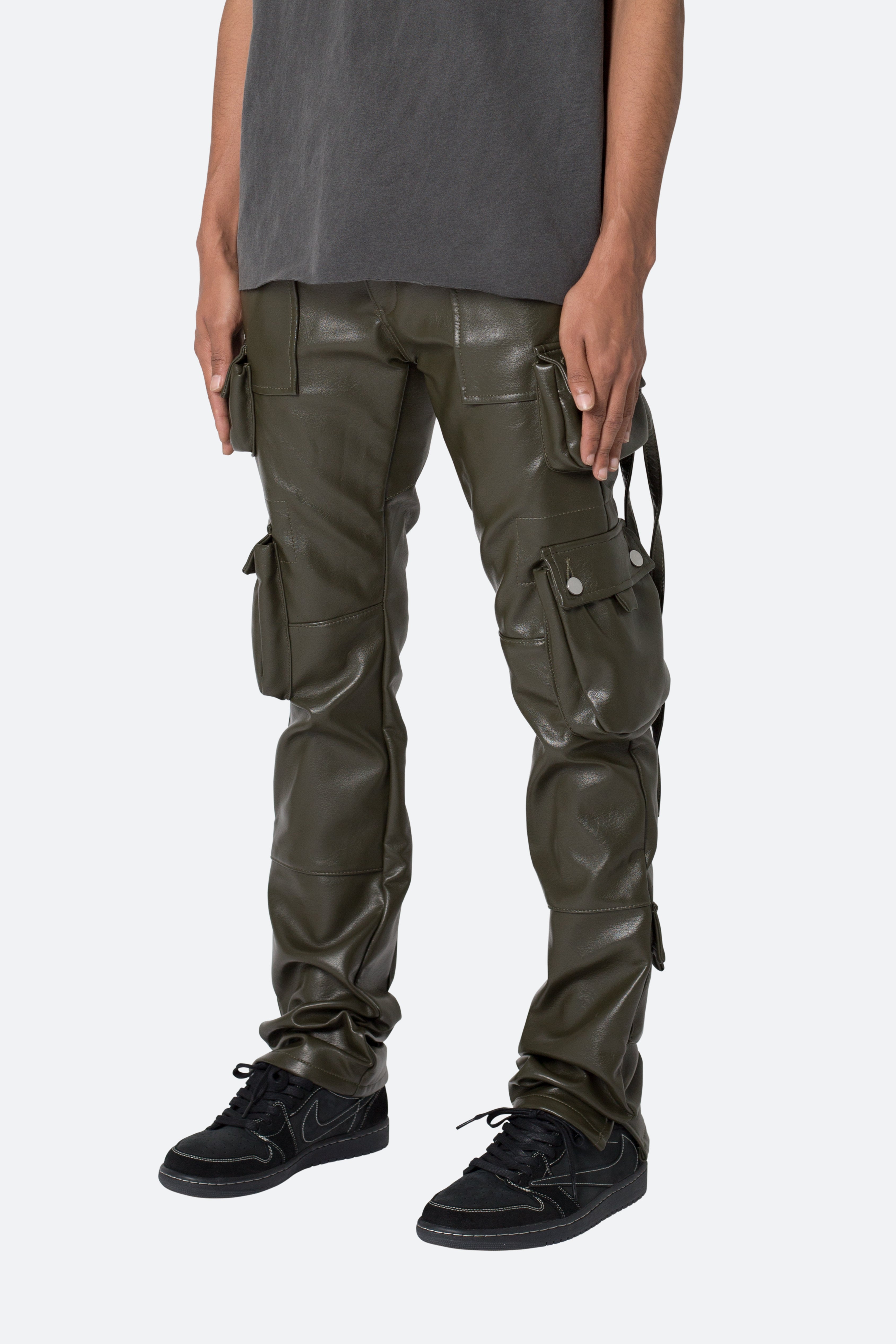 D152 Leather Cargo Pants - Olive