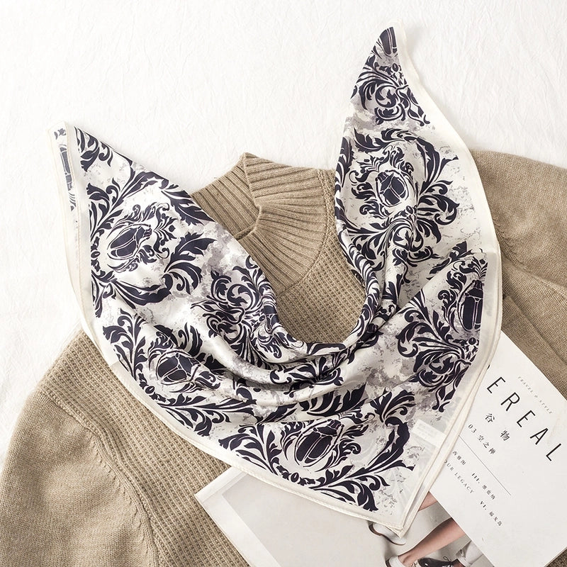 Women's Sweet Printing Silk Silk Scarves