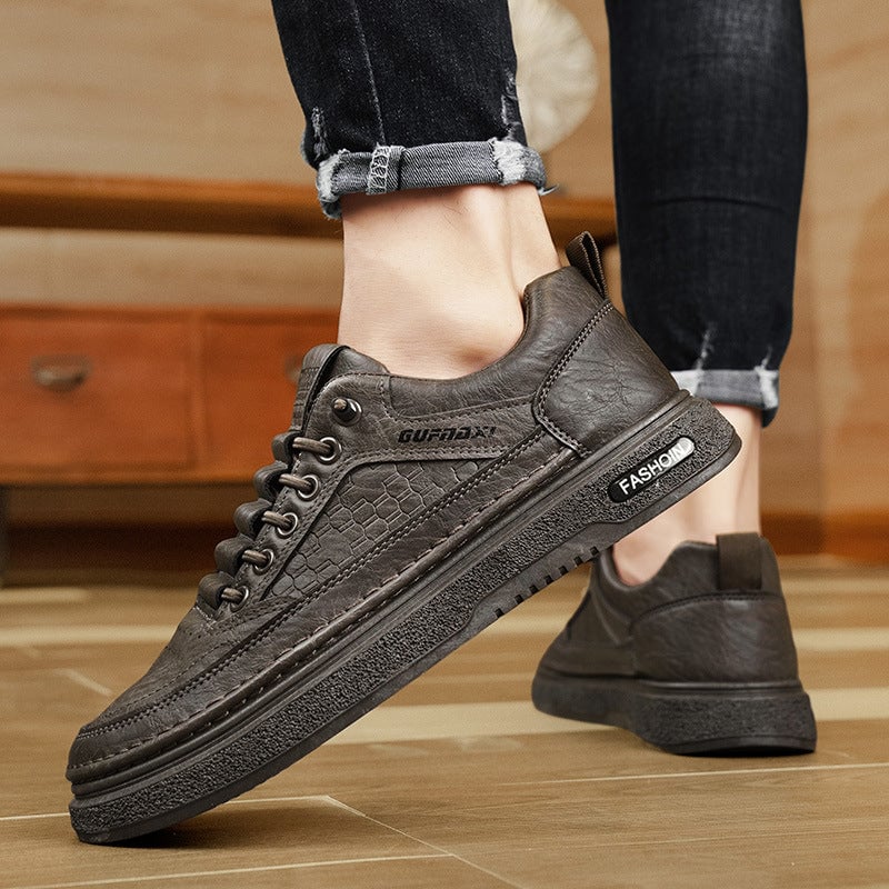Men's Leather Low-top Foot-fitting Lazy Shoes