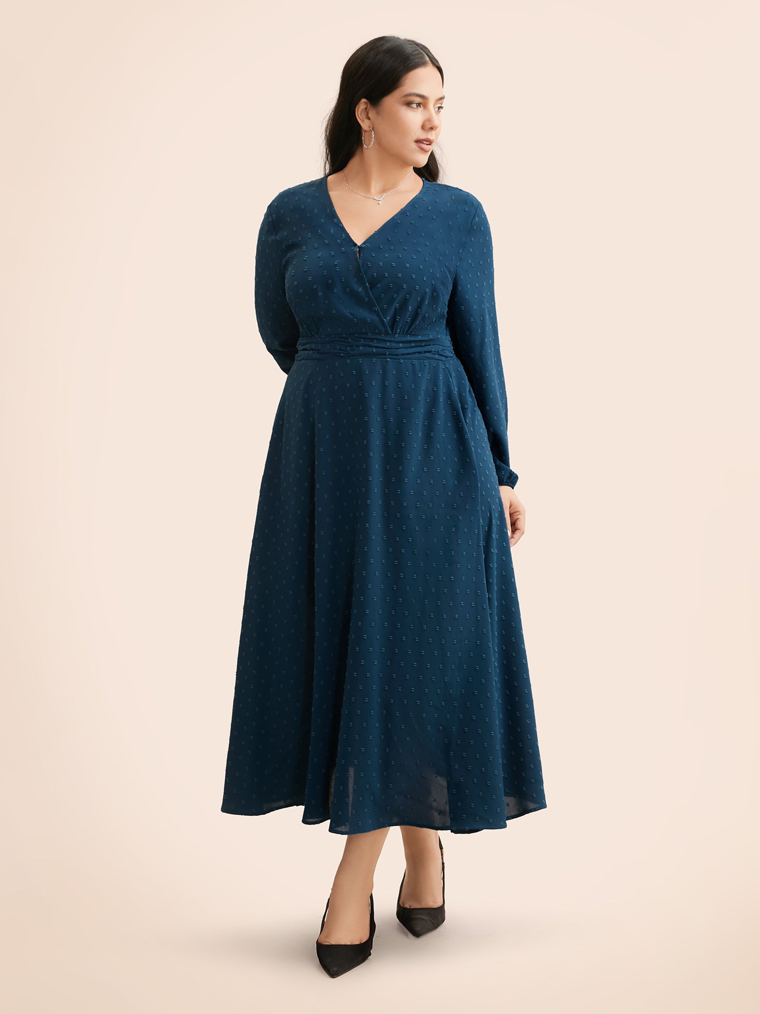 Overlap Collar Textured Ruched Dress