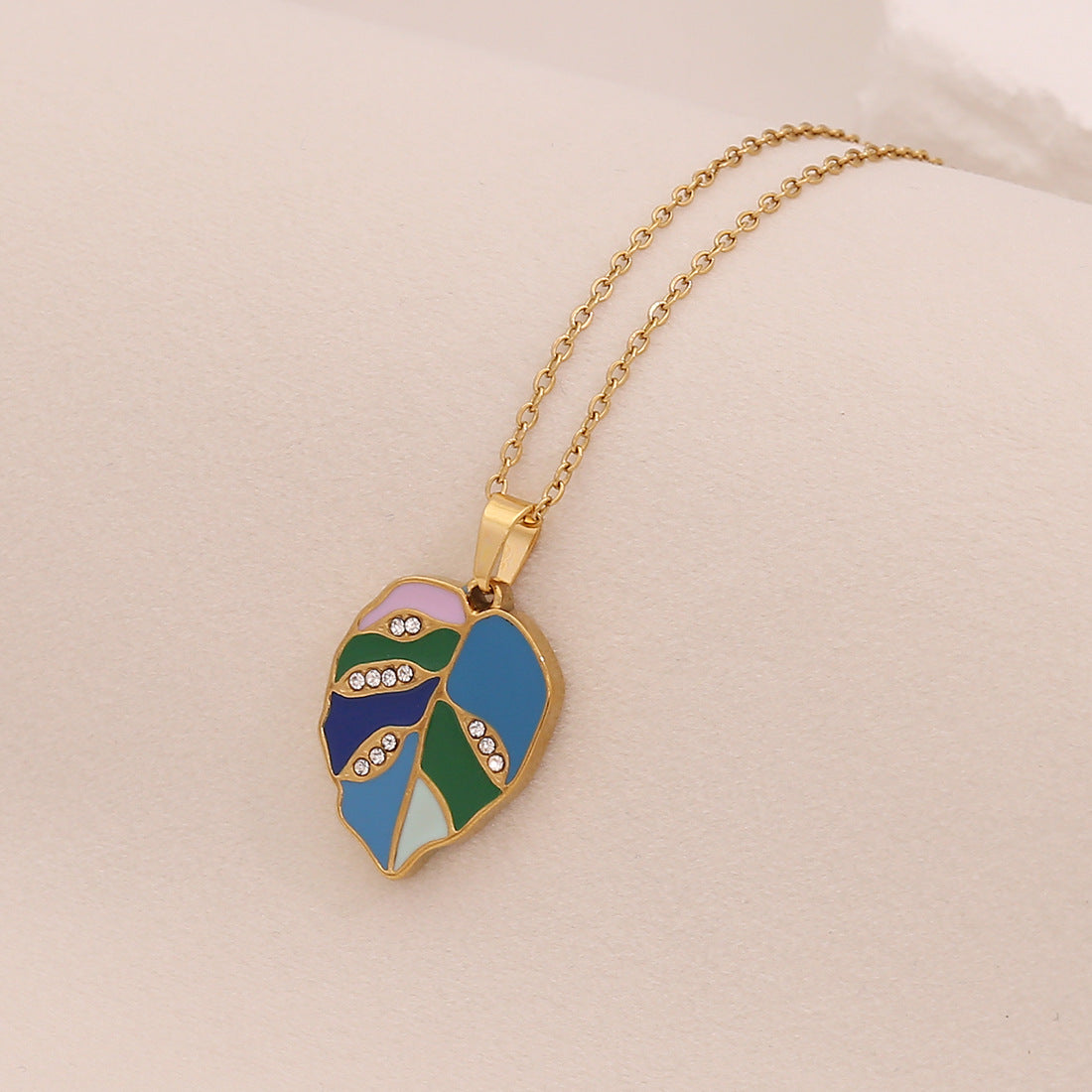 Multi-Color Oil-Dropping Leaf Pendant Necklace Fashion Stainless Steel Clavicle Chain Versatile Necklace N1538