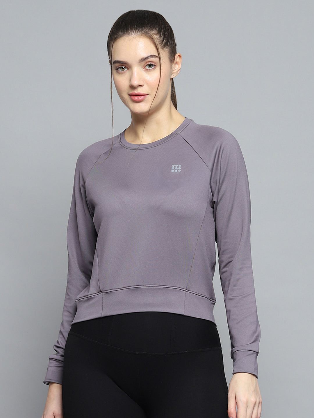 Women Grey Solid Round Neck Full Sleeve Sweatshirt