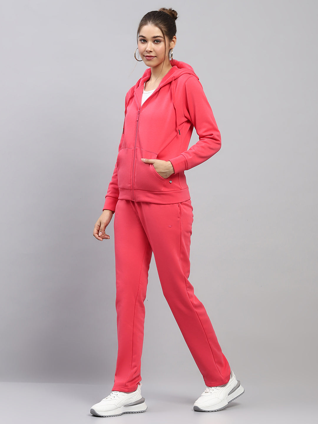 Women Red Solid Hooded Full Sleeve Tracksuit