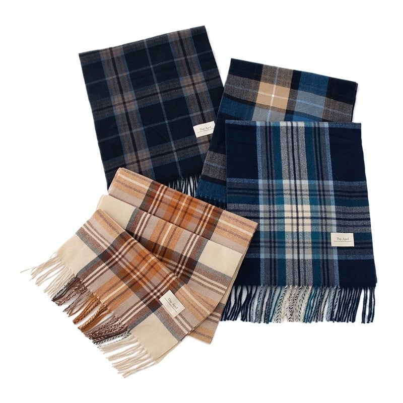Women's Elegant Plaid Imitation Cashmere Tassel Scarf