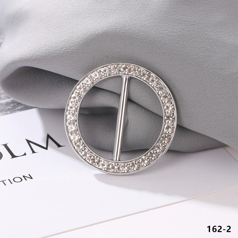 💕Fashion Silk Scarf  Brooch Buckle