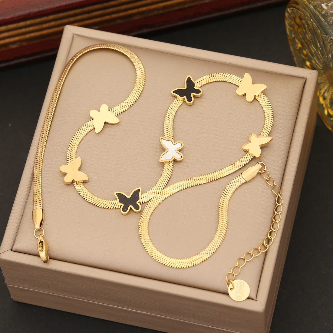Fashion Butterfly Chinese Zodiac Animal Stainless Steel Electroplating Necklaces
