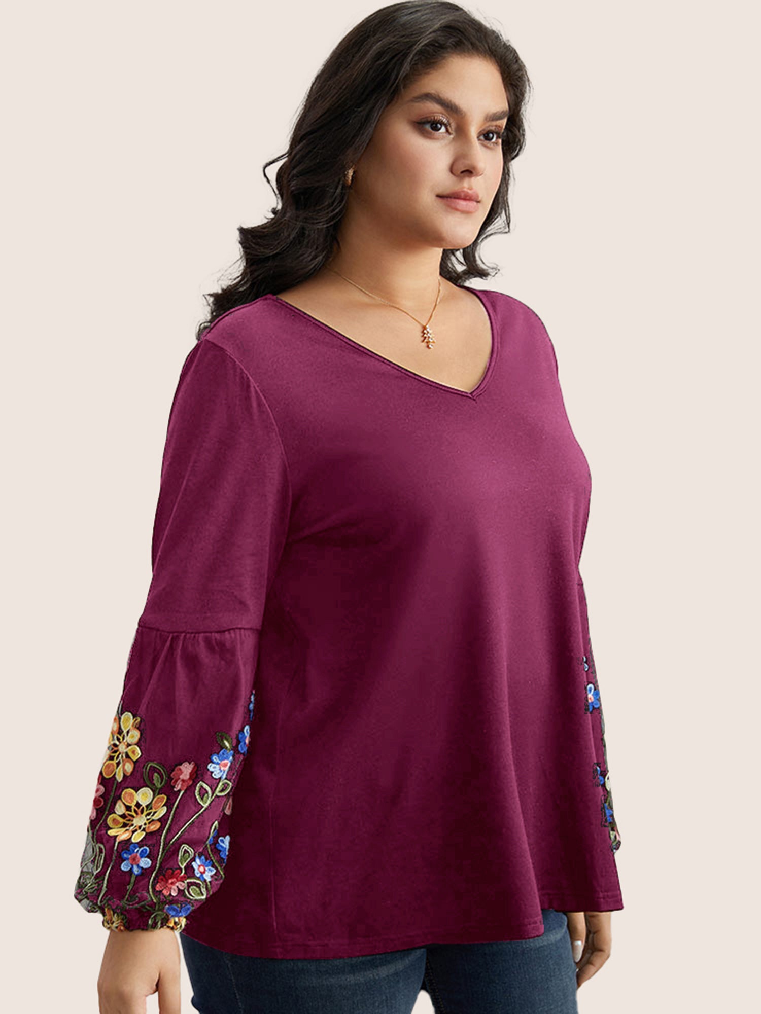 Floral Embroidered Lantern Sleeve T-shirt