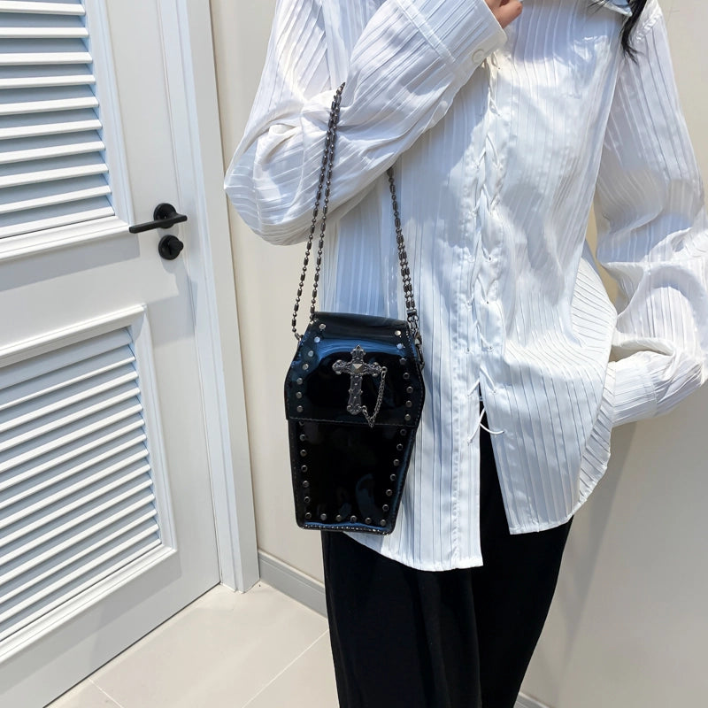 Women's Small PVC Cross Solid Color Punk Classic Style Magnetic Buckle Crossbody Bag