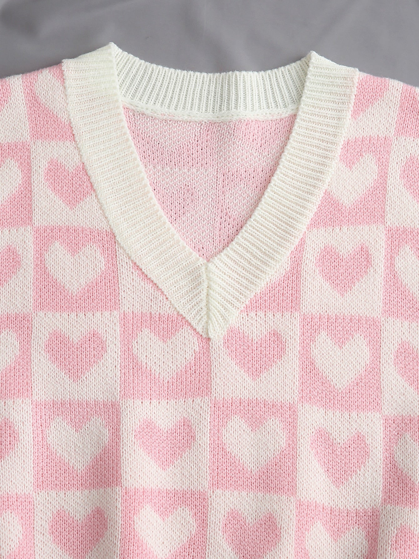 Heart & Checker Pattern Sweater Vest