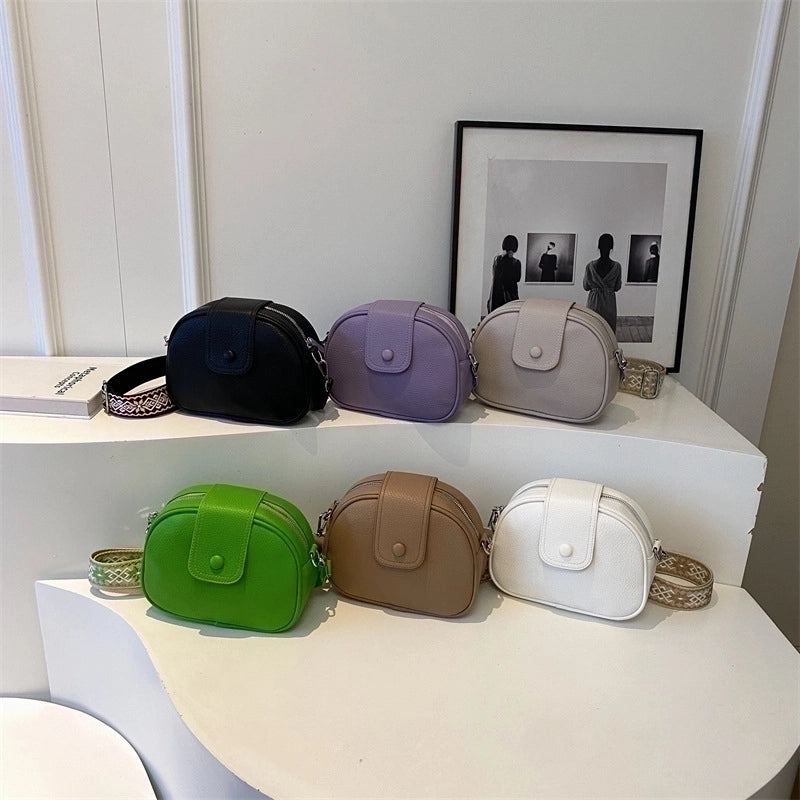 Women's Small Pu Leather Solid Color Streetwear Cloud Shape Flip Cover Crossbody Bag