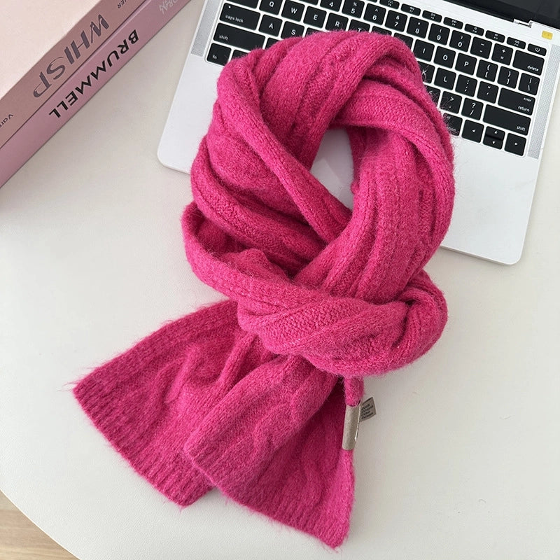 Women's Minimalist Solid Color Knit Scarf