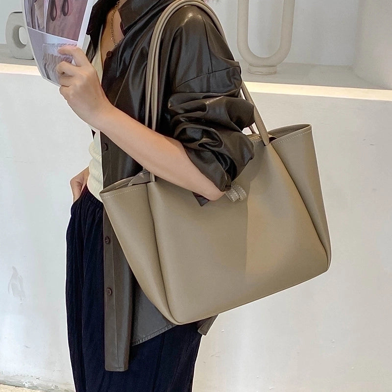 Women's Large Pu Leather Solid Color Streetwear Zipper Tote Bag