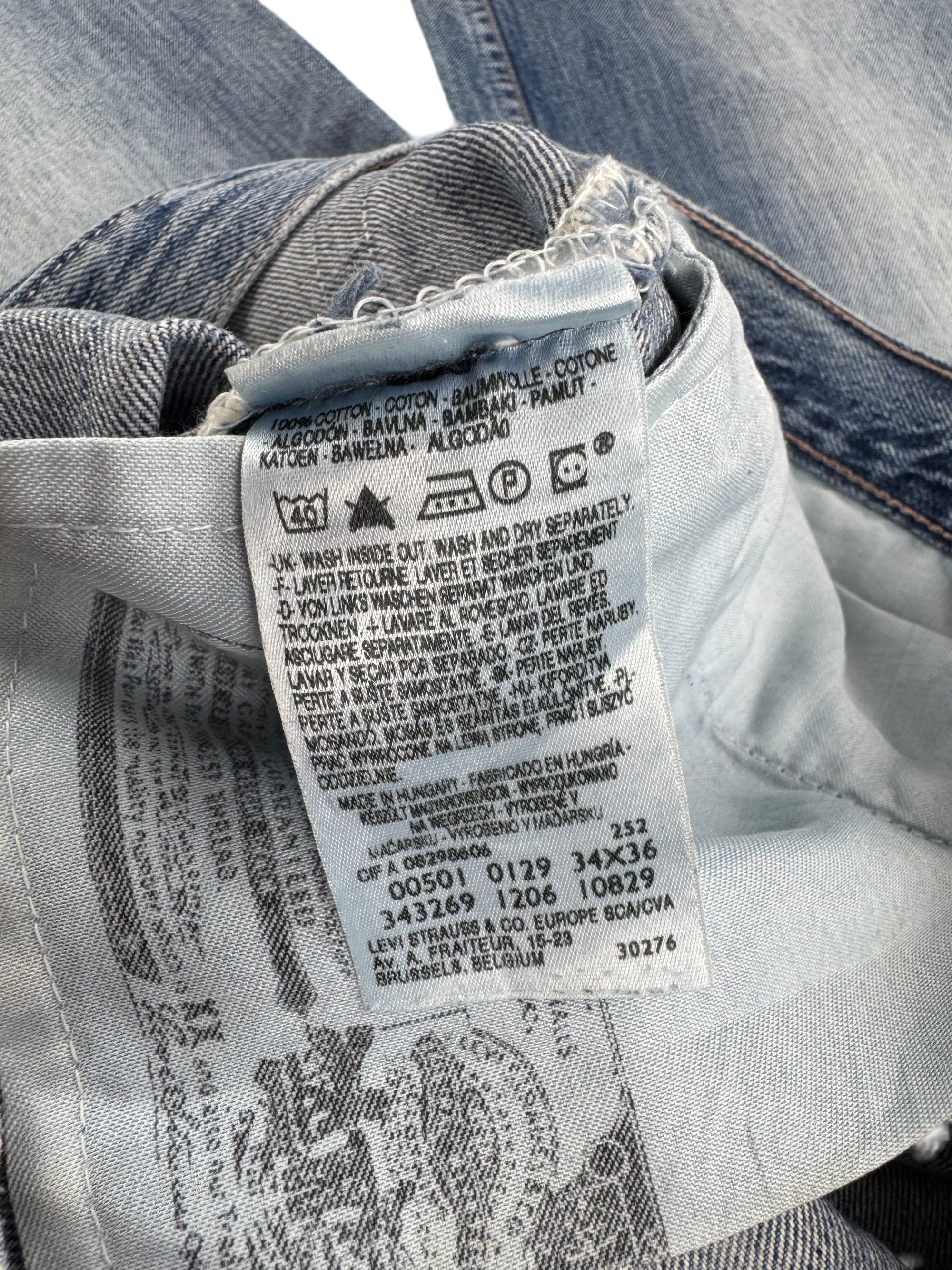 Levi's 501 Light Wash Denim Jeans