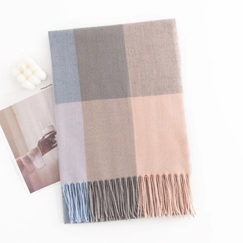 Women's Elegant Plaid Imitation Cashmere Tassel Scarf