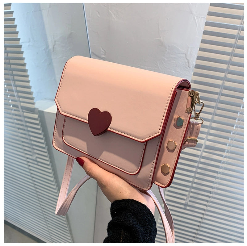 Women's Medium Pu Leather Heart Shape Solid Color Streetwear Square Magnetic Buckle Crossbody Bag