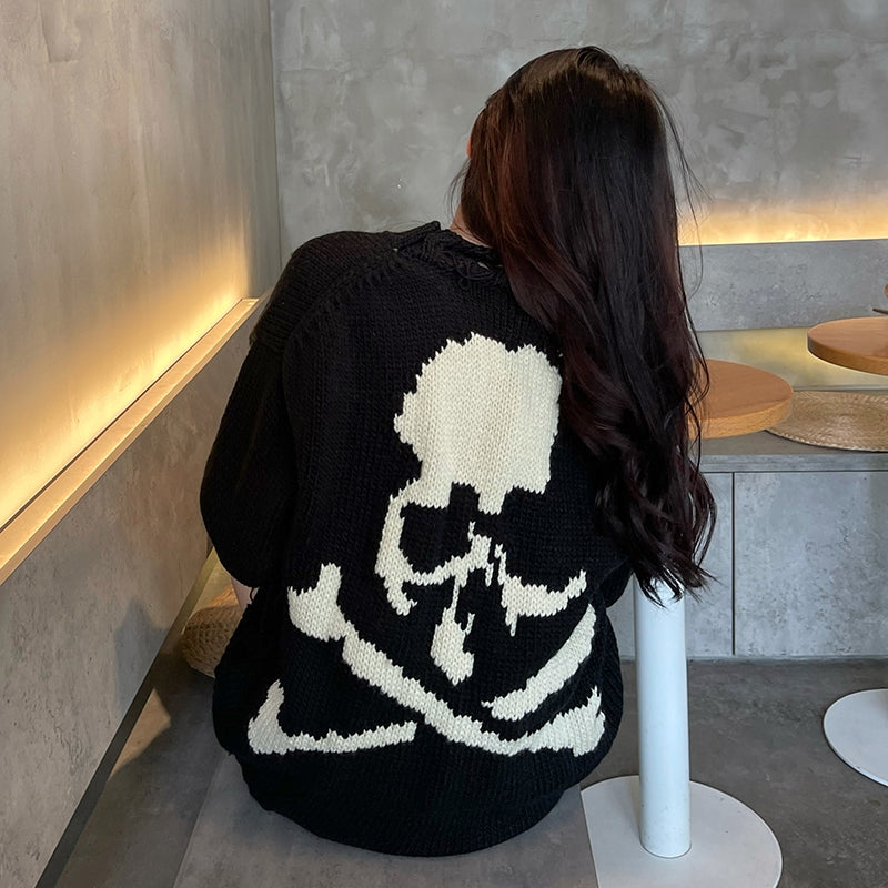 Black Skull Sweater  KF82960