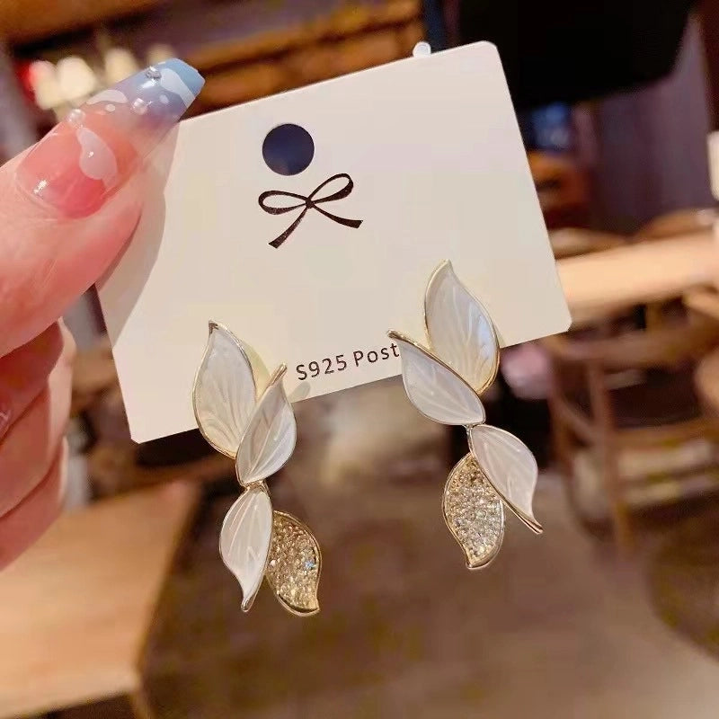 1 Pair Fashion Flower Butterfly Bow Knot Inlay Alloy Artificial Pearls Rhinestones Shell Earrings
