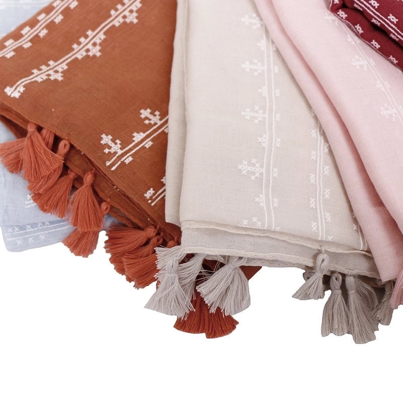 Women's Minimalist Classic Style Flower Cotton Printing Scarf
