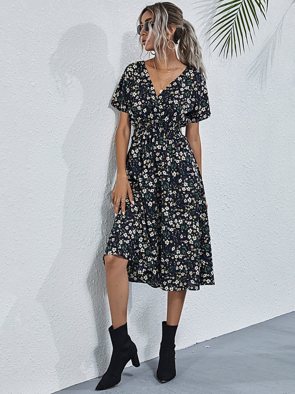 Women V-neck floral print short-sleeved dress