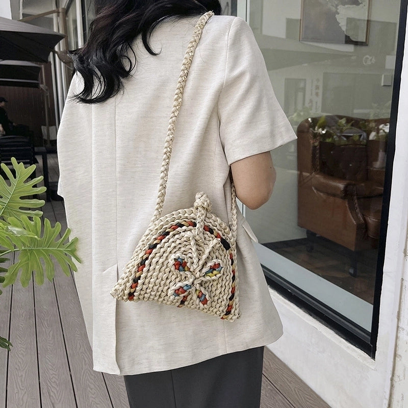 Women's Medium Straw Flower Butterfly Vacation Beach Weave Bucket Buckle Beach Bag