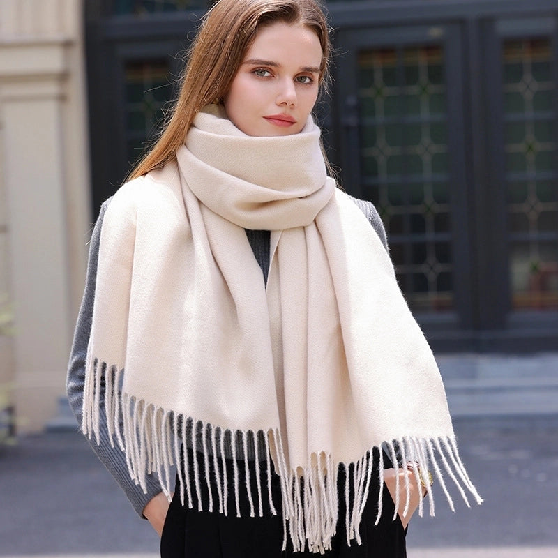 Women's Minimalist Solid Color Polyester Scarf