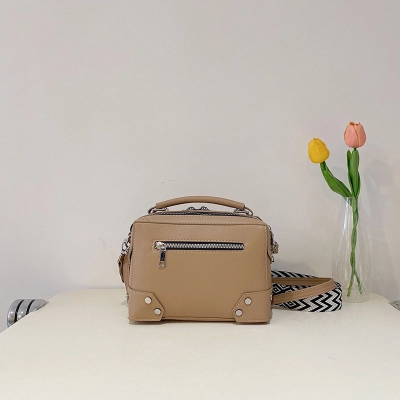 Women's Small Pu Leather Waves Solid Color Streetwear Square Zipper Square Bag