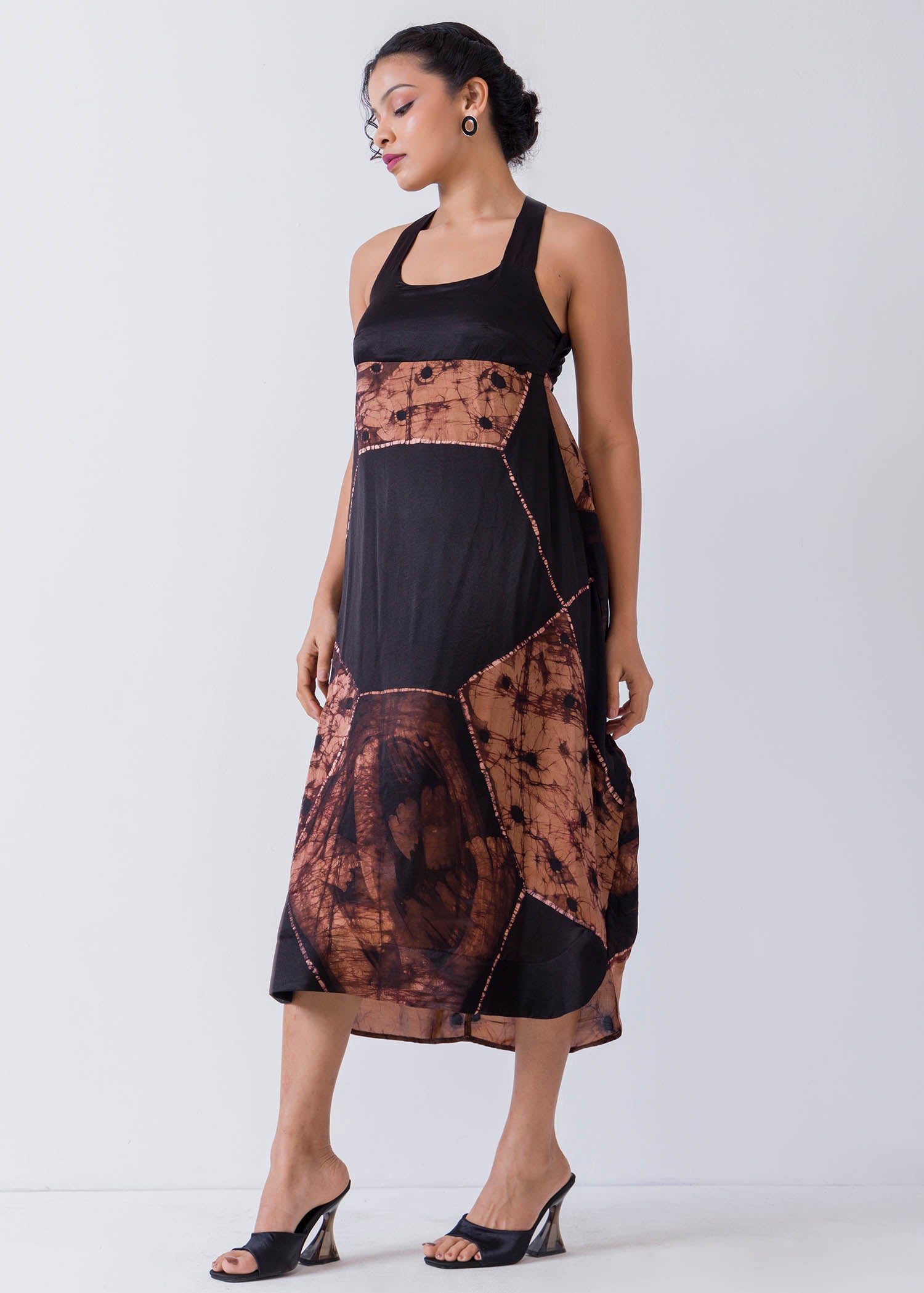 Cross Back Detail Geometric Printed Batik Midi Dress