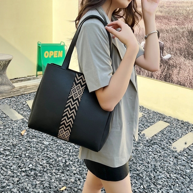 Women's Large Pu Leather Solid Color Vintage Style Classic Style Zipper Shoulder Bag