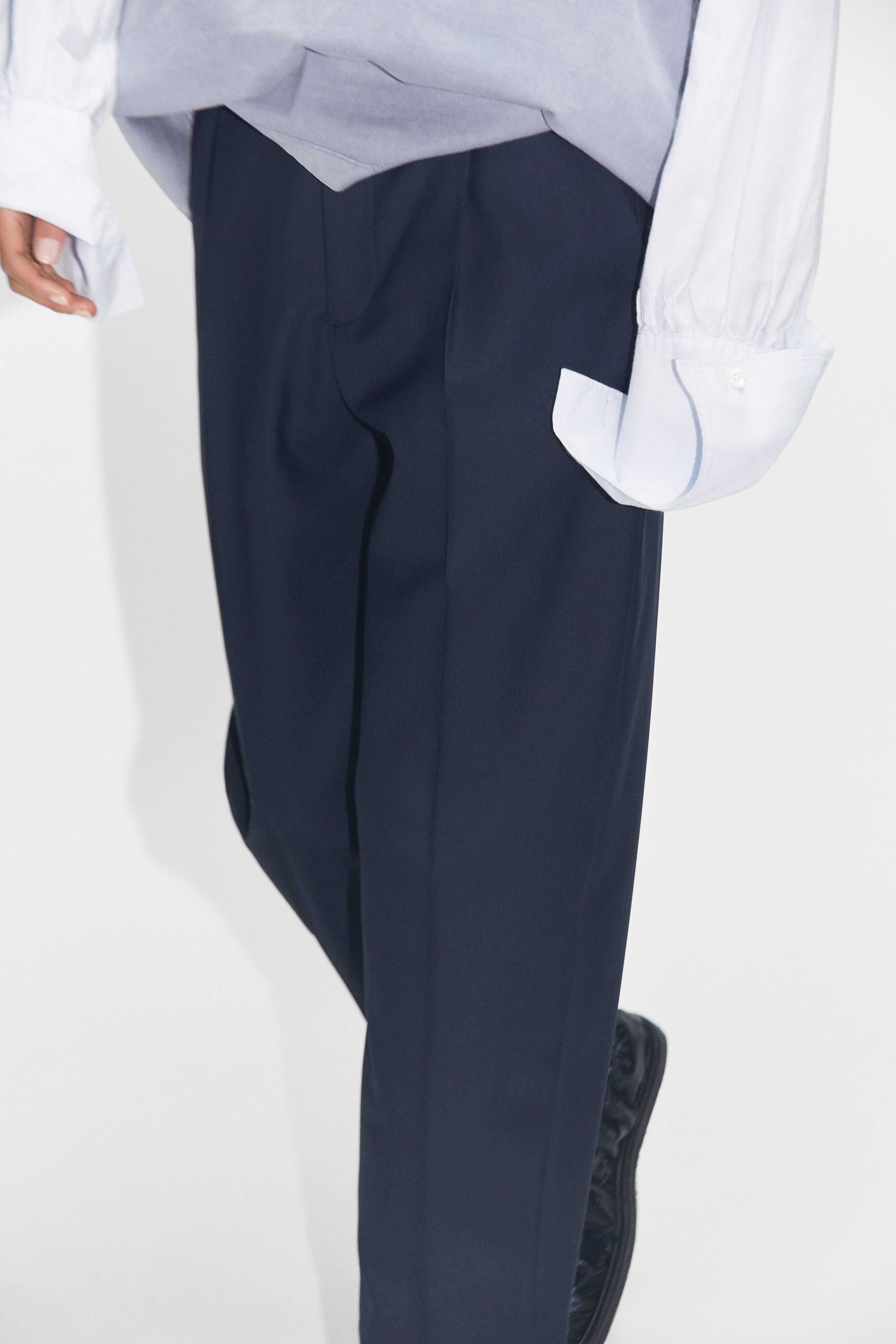 Cropped High Waist Trousers