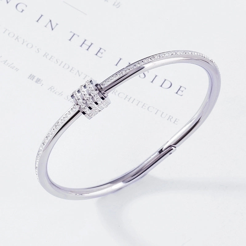 Minimalist Geometric Titanium Steel Plating Inlay Zircon 18k Gold Plated Bangle