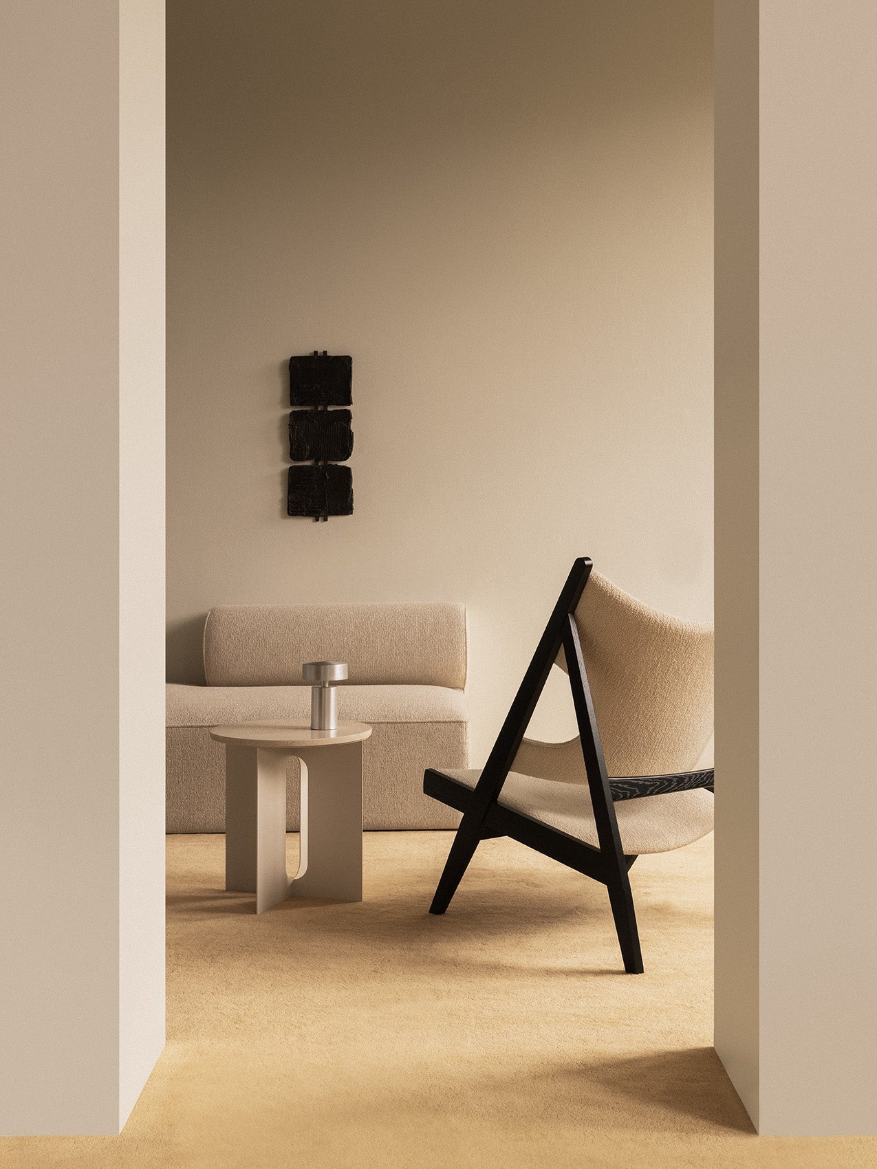 Knitting Lounge Chair. Black Oak